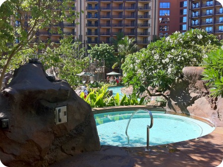 Aulani-hot-tub.jpg